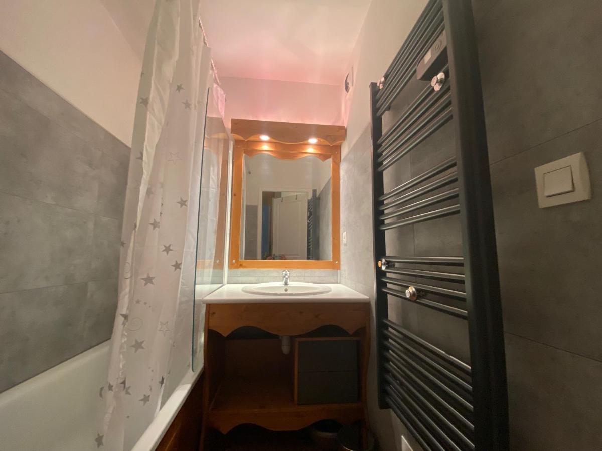 Au Bachat-Bouloud, Appartement 3 Pieces 6 Personnes Avec Balcon Plein Sud Chamrousse Zewnętrze zdjęcie